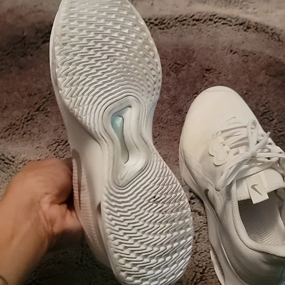 Nike - Picture 5 of 5